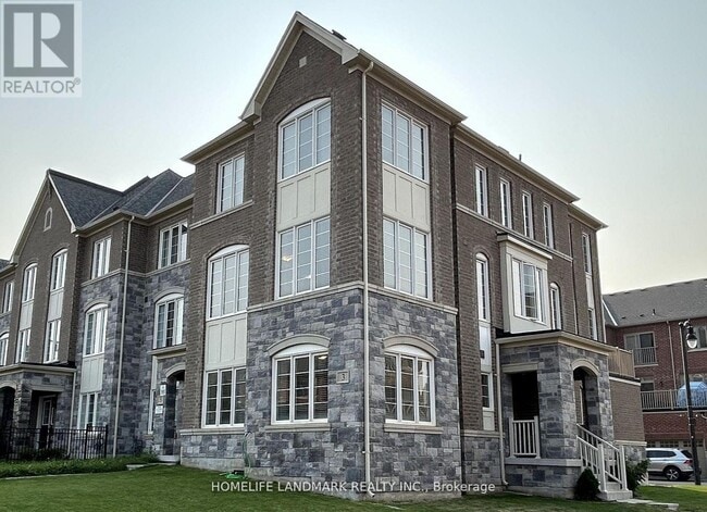 property at 3 Temple Manor Rd