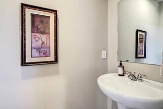 3202 Tazanita Lp SE in Rio Rancho, NM - Building Photo - Building Photo