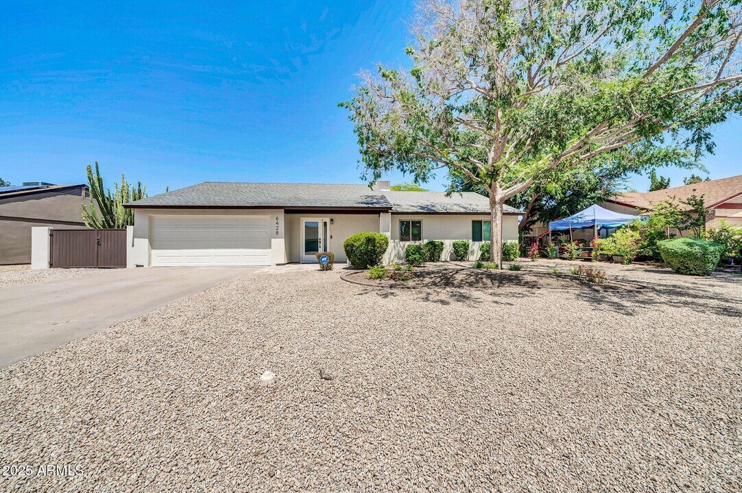 6428 E Grandview Dr in Scottsdale, AZ - Building Photo