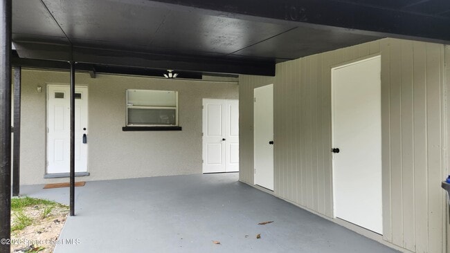 102 S Christmas Hill Rd in Titusville, FL - Building Photo - Building Photo