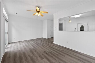 7042 Tyler Ln in Indianapolis, IN - Building Photo - Building Photo