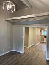 820 Hawthorn Ave in Royal Oak, MI - Building Photo - Building Photo