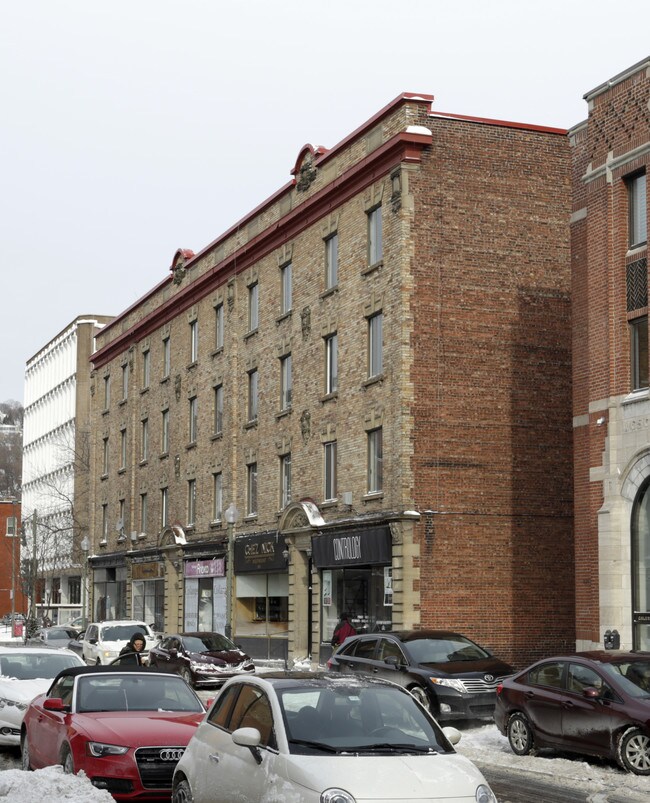 Le Westmount in Westmount, QC - Building Photo - Primary Photo