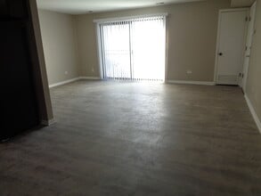 11953 S Lawndale Ave in Alsip, IL - Building Photo - Building Photo