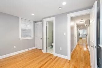 29 Grove St, Unit 1 in Boston, MA - Building Photo - Building Photo