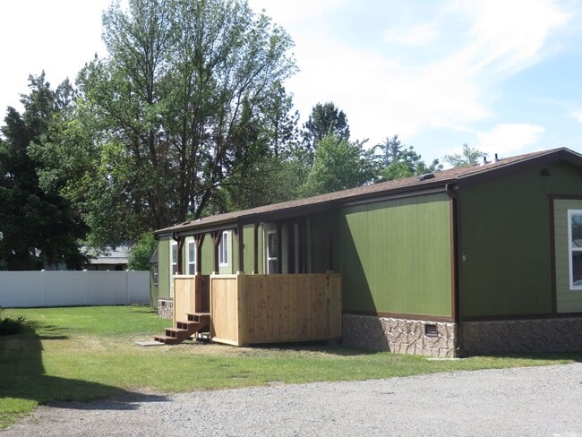 property at 4879 E 16th Ave