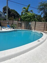 225 SE 16th Ave in Fort Lauderdale, FL - Building Photo - Building Photo