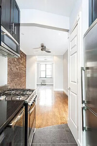 380-382 E 10th St in New York, NY - Building Photo - Building Photo