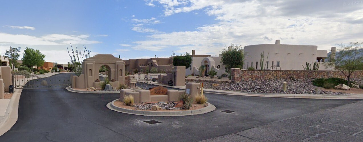 Nambe Ct in Las Cruces, NM - Building Photo