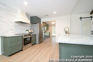 9418 Blazing Star Trail in Garden Ridge, TX - Building Photo - Building Photo