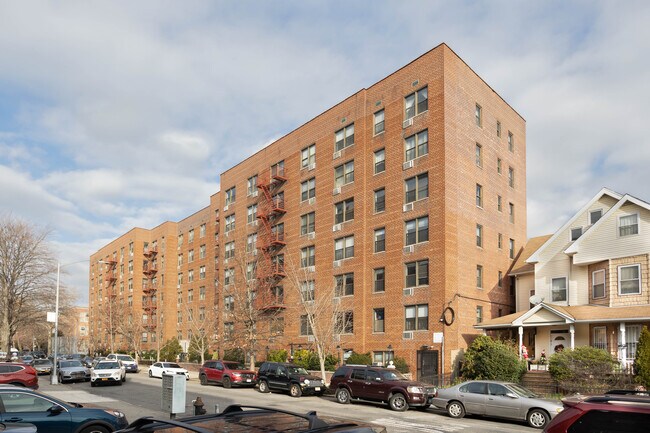 599 E 7th St in Brooklyn, NY - Building Photo - Primary Photo