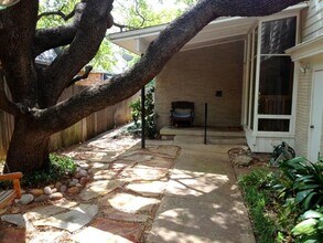 3829 Northwest Pkwy in Dallas, TX - Building Photo - Building Photo