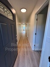 3607 NE 158th Ave in Portland, OR - Building Photo - Building Photo