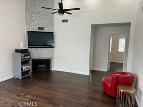 27012 El Retiro in Mission Viejo, CA - Building Photo - Building Photo