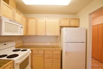 2316 NE 65th St in Seattle, WA - Building Photo - Building Photo