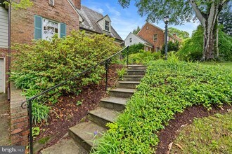 5222 Duvall Dr in Bethesda, MD - Building Photo - Building Photo