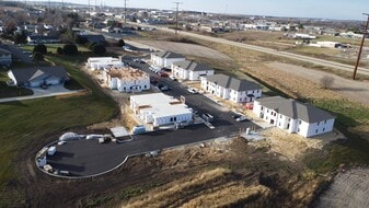 Villas at Fox Pointe Dodgeville in Dodgeville, WI - Building Photo