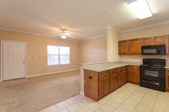 French Quarter Apartments in Tuscaloosa, AL - Foto de edificio - Interior Photo