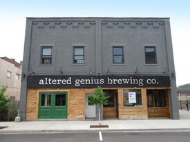 411 Merchant St, Unit 2nd Fl. F in Ambridge, PA - Building Photo