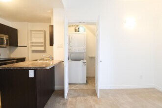 361 Wood Acres Grove in Ottawa, ON - Building Photo - Building Photo
