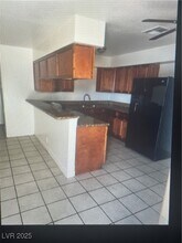 1404 Henry Ave in Las Vegas, NV - Building Photo - Building Photo