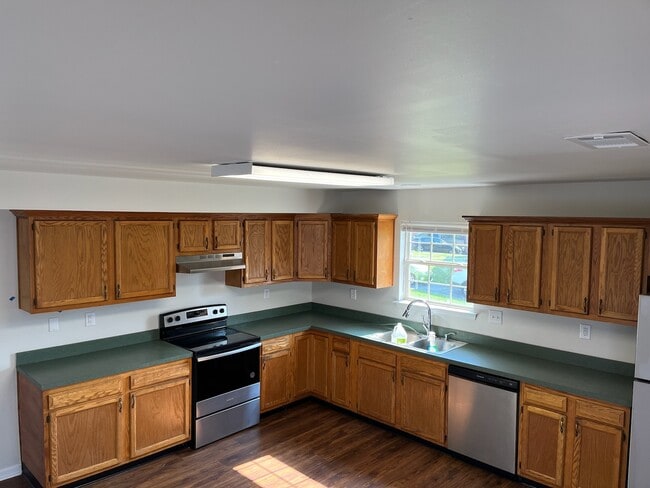 property at 115 Garnet Dr