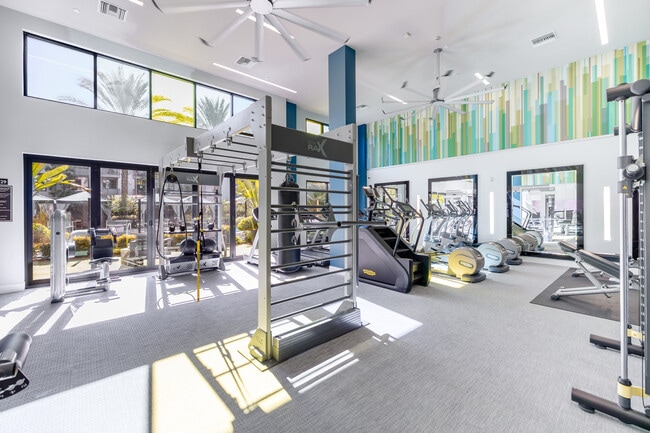 Terrena Apartment Homes in Northridge, CA - Foto de edificio - Interior Photo