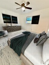 4449 SW 35th Ave in Fort Lauderdale, FL - Building Photo - Building Photo