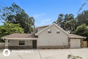 559 Cameo Dr in Ormond Beach, FL - Building Photo