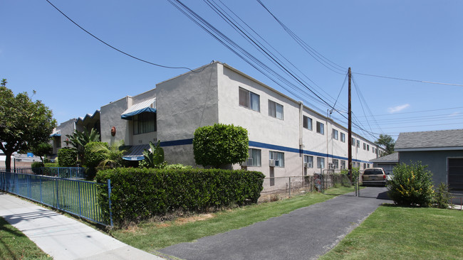 16816 Passage Ave in Bellflower, CA - Building Photo - Building Photo