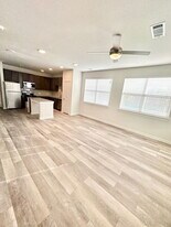 3001 NE Inner Loop in Georgetown, TX - Building Photo