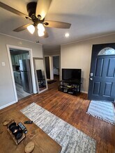 43 Burdette Addition Rd in Point Pleasant, WV - Foto de edificio - Building Photo