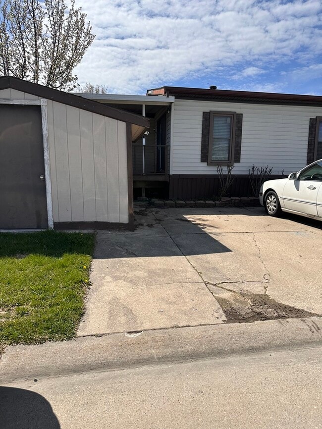 21176 Boquet Dr in Macomb, MI - Building Photo - Building Photo