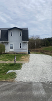 1426 Kingswood Way in Radcliff, KY - Building Photo