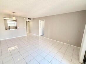 2929 S Ocean Blvd in Boca Raton, FL - Building Photo - Building Photo