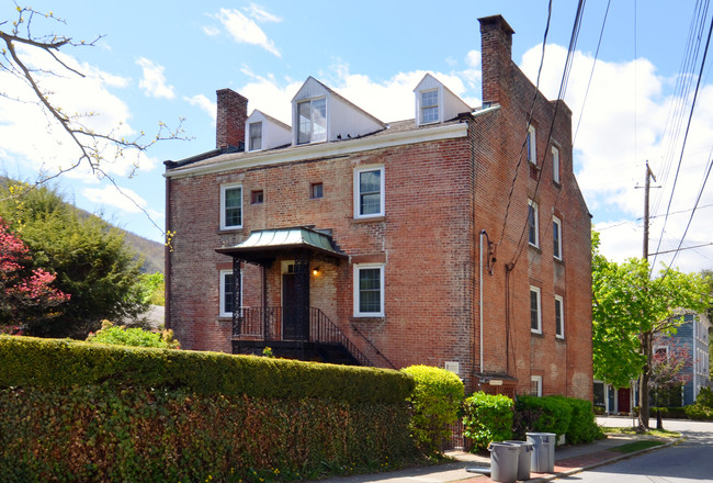 1 Market St in Cold Spring, NY - Building Photo - Building Photo