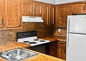 8630 Lane Ave in Raytown, MO - Building Photo