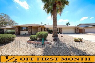 13107 W Lyric Dr in Sun City West, AZ - Building Photo