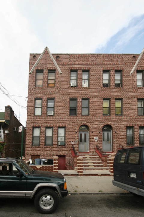 617 E 96th St in Brooklyn, NY - Foto de edificio