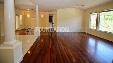 6 Leona Dr in San Rafael, CA - Building Photo - Building Photo