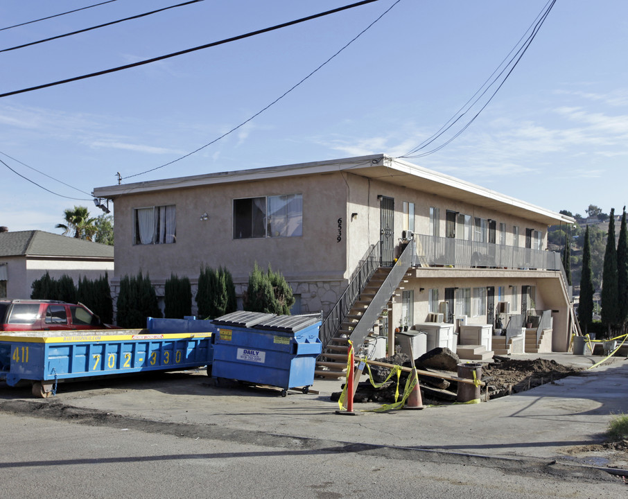 6539 Brooklyn Ave in San Diego, CA - Building Photo