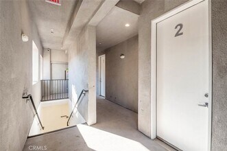 7341 Valmont St, Unit 102 in Los Angeles, CA - Building Photo - Building Photo
