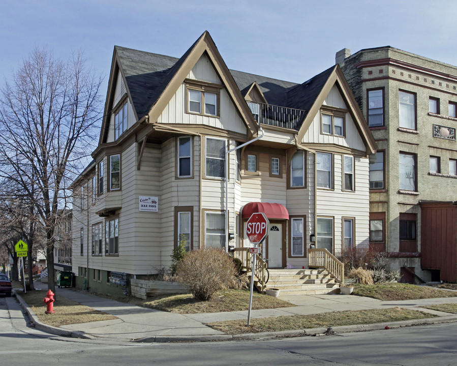 1700-1706 E Lafayette Pl in Milwaukee, WI - Building Photo