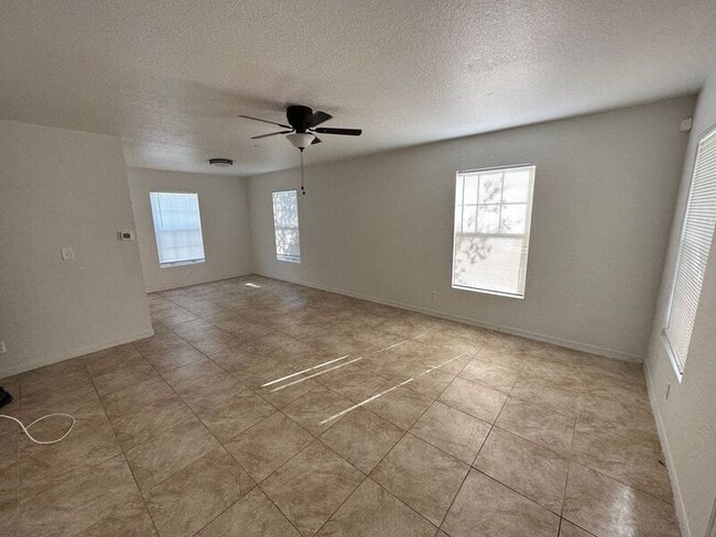 701 4th St in West Palm Beach, FL - Building Photo - Building Photo