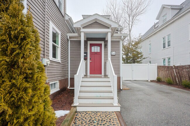 54 Tremont St in Salem, MA - Foto de edificio - Building Photo