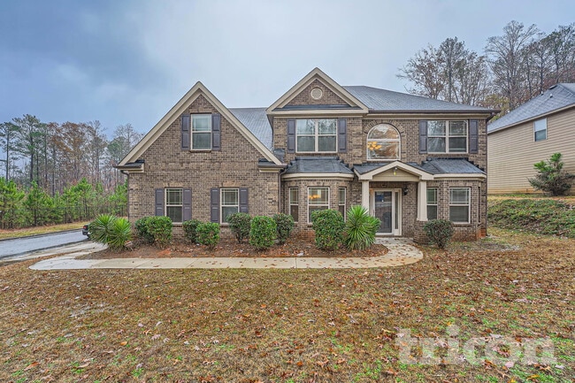 property at 4025 Trimrose Ct