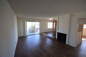 21018 Gresham St in Los Angeles, CA - Building Photo - Building Photo