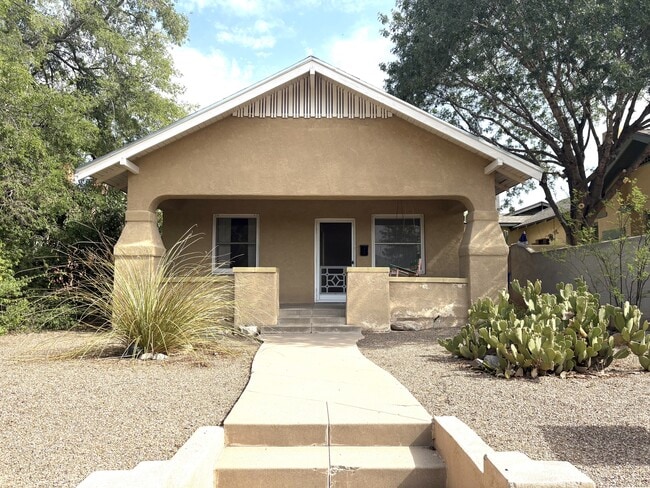 property at 509 E 2nd St