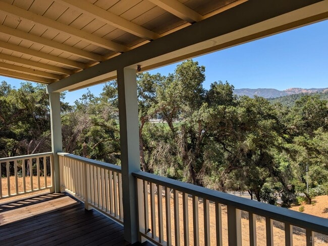 property at 2220 Silverado Trail N