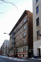 84 Wadsworth Ave in New York, NY - Foto de edificio - Building Photo